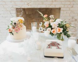 Gorgeous wedding cake table | Petite Sweets by Laura | Photo by Bowtie Media