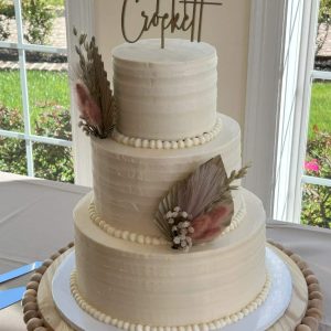Simple boho textured wedding cake | Petite Sweets by Laura